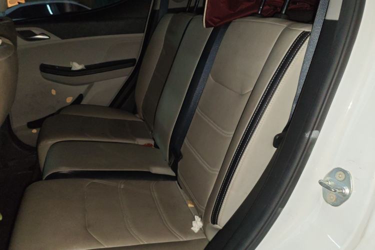 Used BYD Yuan Pro 2021 401 km Luxury Version Left Rear Seat