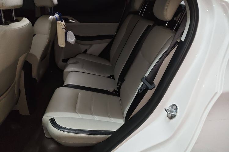 Used BYD Yuan Pro 2021 401 km Deluxe Version Left Rear Seat