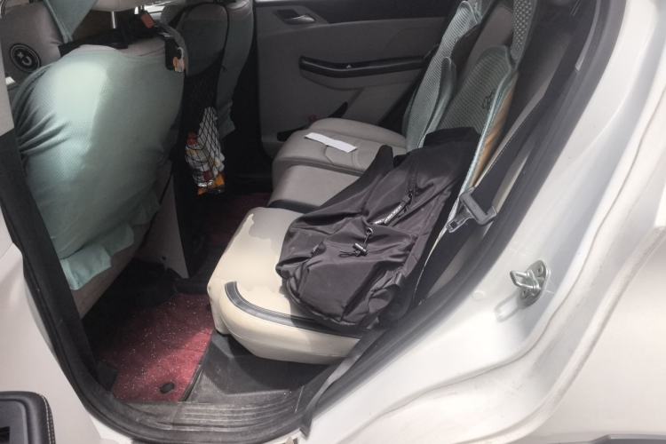 Used BYD Yuan Pro 2021 401 km Luxury Version Left Rear Seat