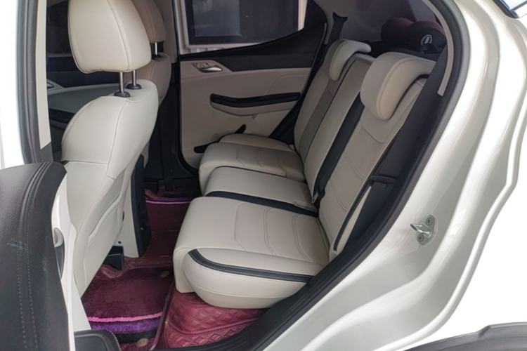 Used BYD Yuan Pro 2021 401 km Luxury Version Left Rear Seat