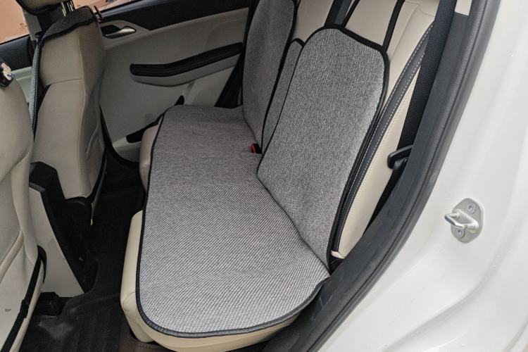Used BYD Yuan Pro 2021 401 km Luxury Version Left Rear Seat