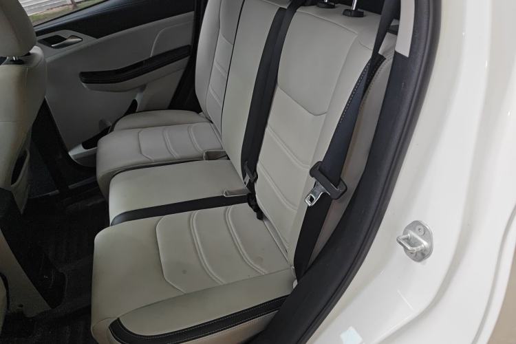 Used BYD Yuan Pro 2021 401 km Deluxe Version Left Rear Seat