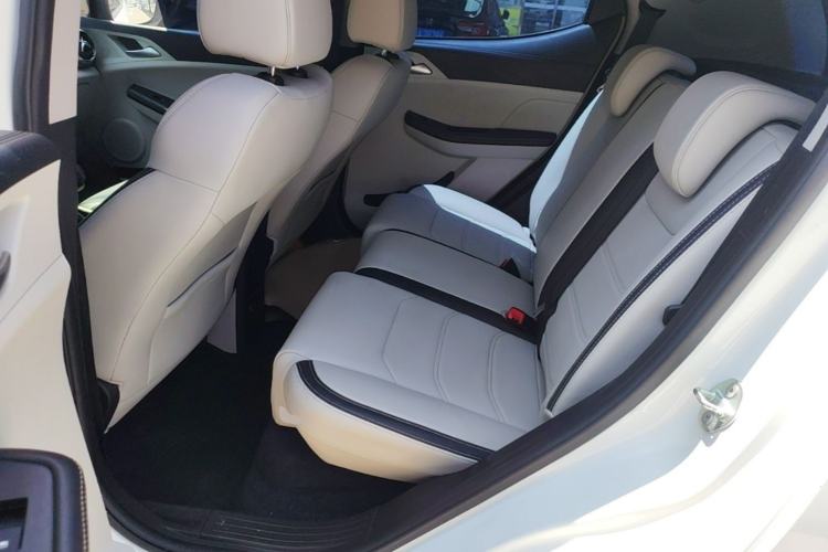 Used BYD Yuan Pro 2021 401 km Luxury Version Left Rear Seat