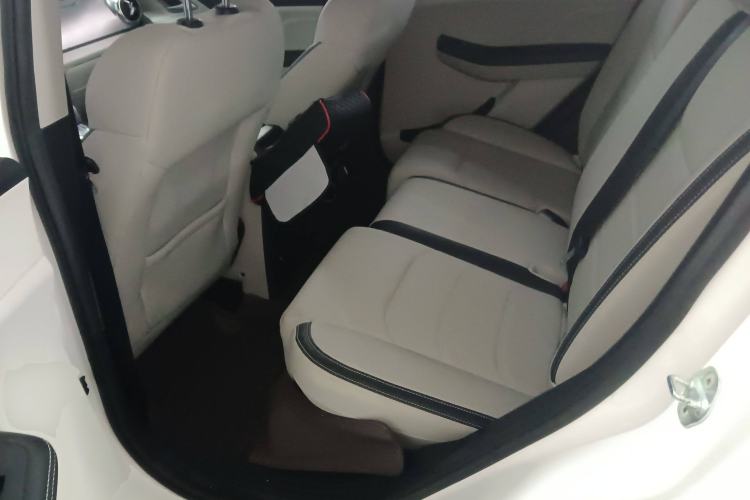 Used BYD Yuan Pro 2021 "Love for a Lifetime" Edition Left Rear Seat