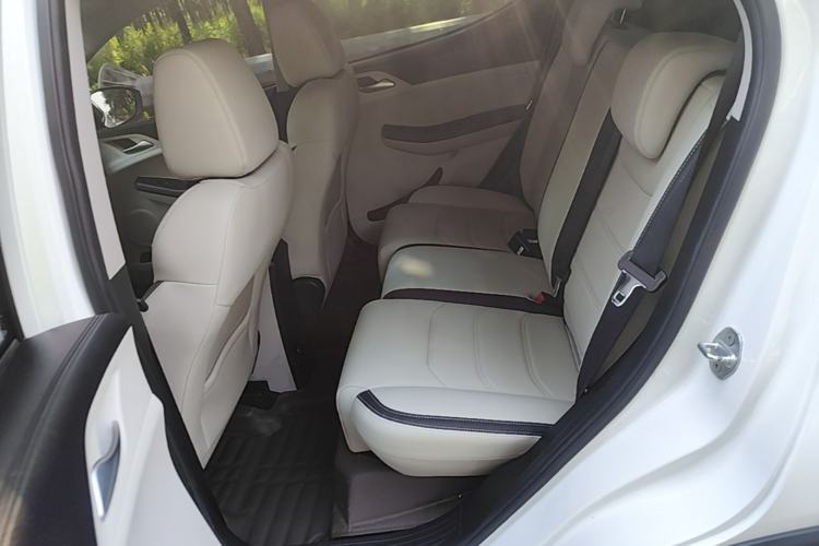 Used BYD Yuan Pro 2021 401 km Luxury Version Left Rear Seat