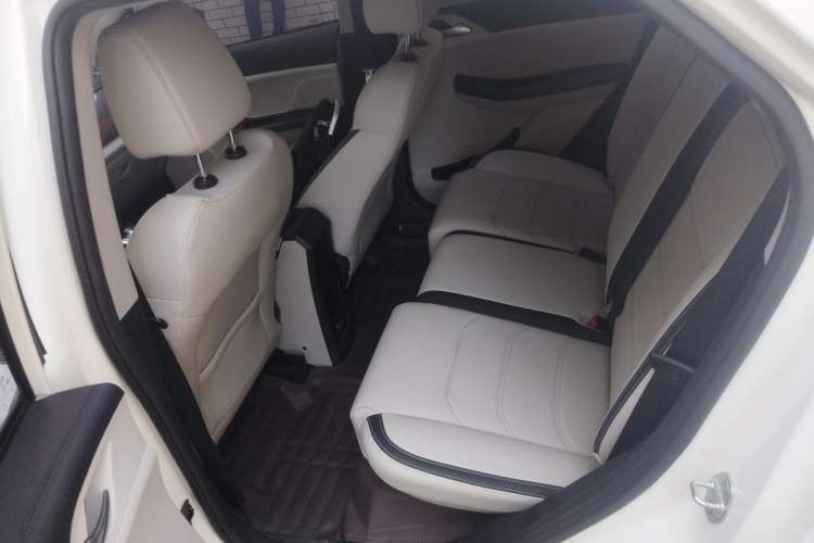 Used BYD Yuan Pro 2021 401 km Luxury Version Left Rear Seat