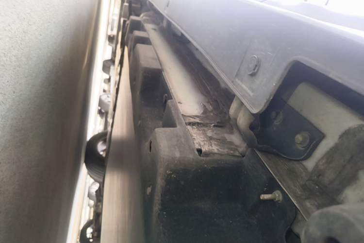 Used BYD Yuan Pro 2021 401 km Luxury Version Left Side Sill