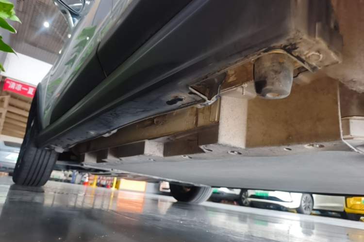 Used BYD Yuan Pro 2021 401 km Deluxe Version Left Side Sill
