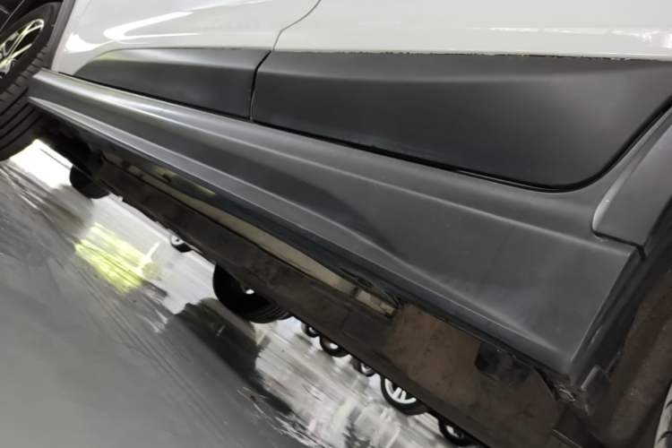 Used BYD Yuan Pro 2021 401 km Deluxe Version Left Side Sill