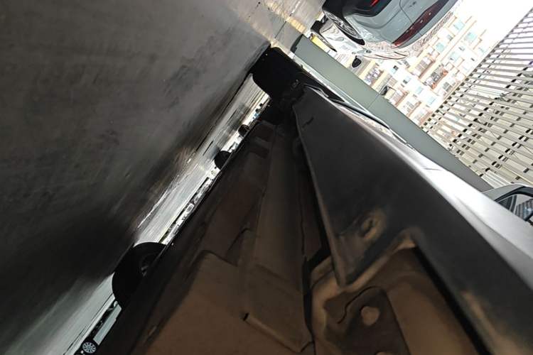Used BYD Yuan Pro 2021 401 km Luxury Version Left Side Sill