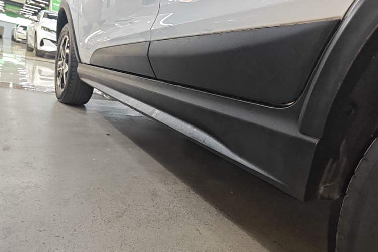 Used BYD Yuan Pro 2021 401 km Deluxe Version Left Side Sill