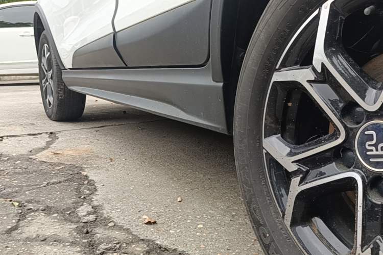 Used BYD Yuan Pro 2021 401 km Luxury Version Left Side Sill
