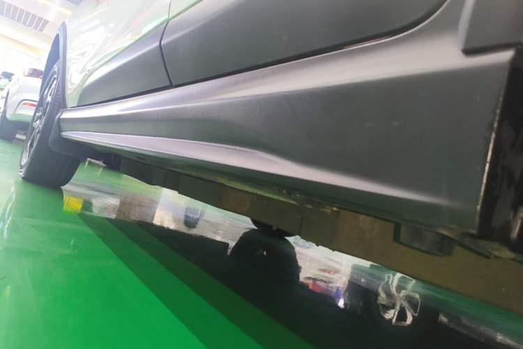 Used BYD Yuan Pro 2021 401 km Deluxe Version Left Side Sill