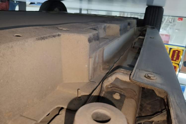 Used BYD Yuan Pro 2021 401 km Deluxe Version Left Side Sill