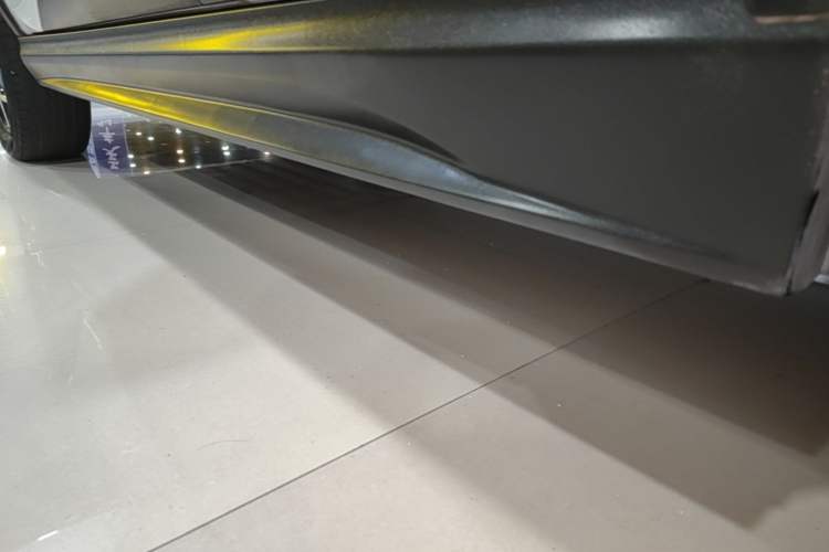 Used BYD Yuan Pro 2021 401 km Luxury Version Left Side Sill
