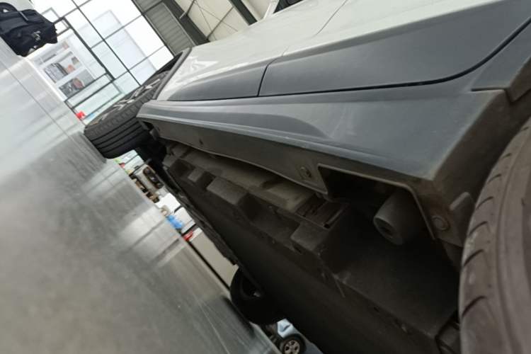 Used BYD Yuan Pro 2021 401 km Luxury Version Left Side Sill
