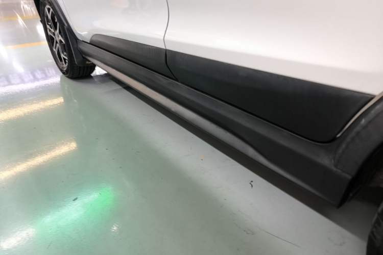 Used BYD Yuan Pro 2021 401 km Deluxe Version Left Side Sill