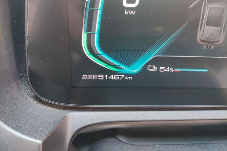 Used BYD Yuan Pro 2021 401 km Luxury Version Odometer Close Up