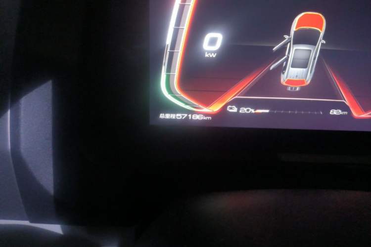 Used BYD Yuan Pro 2021 401 km Deluxe Version Odometer Close Up