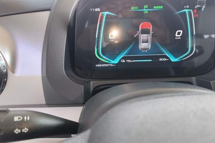 Used BYD Yuan Pro 2021 401 km Luxury Version Odometer Close Up