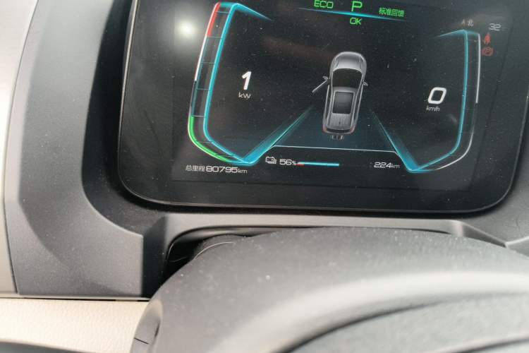 Used BYD Yuan Pro 2021 401 km Luxury Version Odometer Close Up
