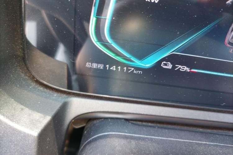 Used BYD Yuan Pro 2021 401 km Deluxe Version Odometer Close Up