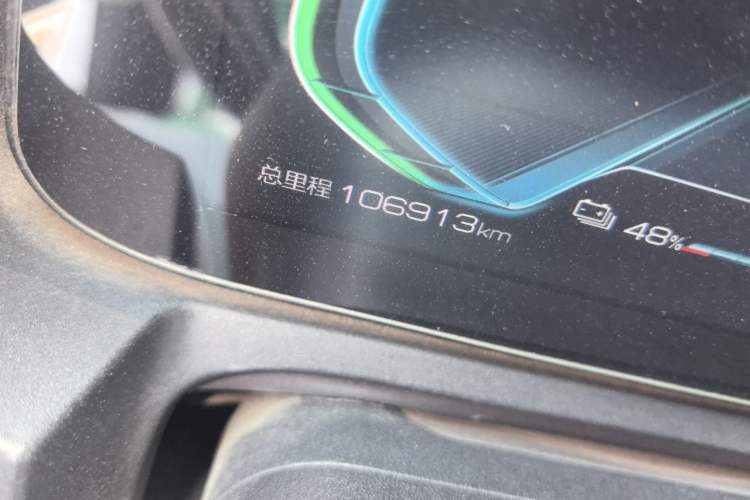Used BYD Yuan Pro 2021 401 km Deluxe Version Odometer Close Up