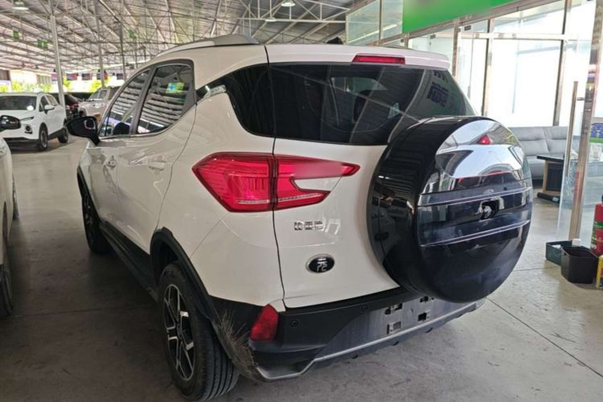 Used BYD Yuan Pro 2021 401 km Luxury Version Rear Left 45 Deg