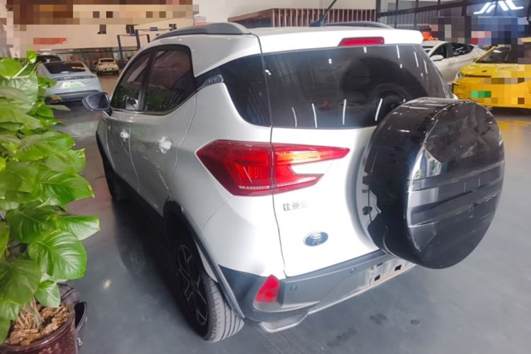 Used BYD Yuan Pro 2021 401 km Deluxe Version Rear Left 45 Deg