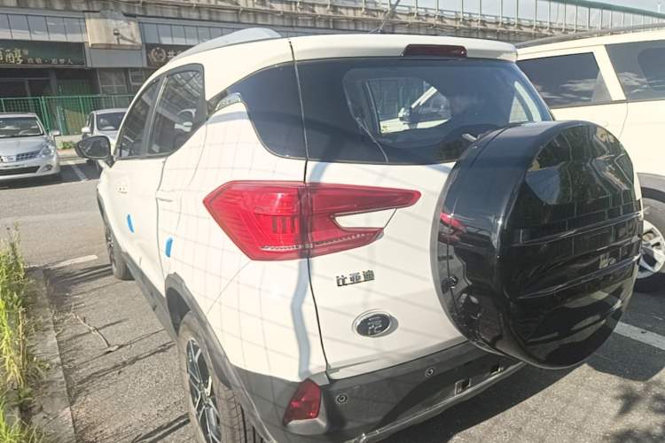 Used BYD Yuan Pro 2021 401 km Deluxe Version Rear Left 45 Deg