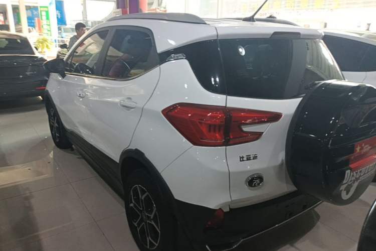 Used BYD Yuan Pro 2021 401 km Luxury Version Rear Left 45 Deg