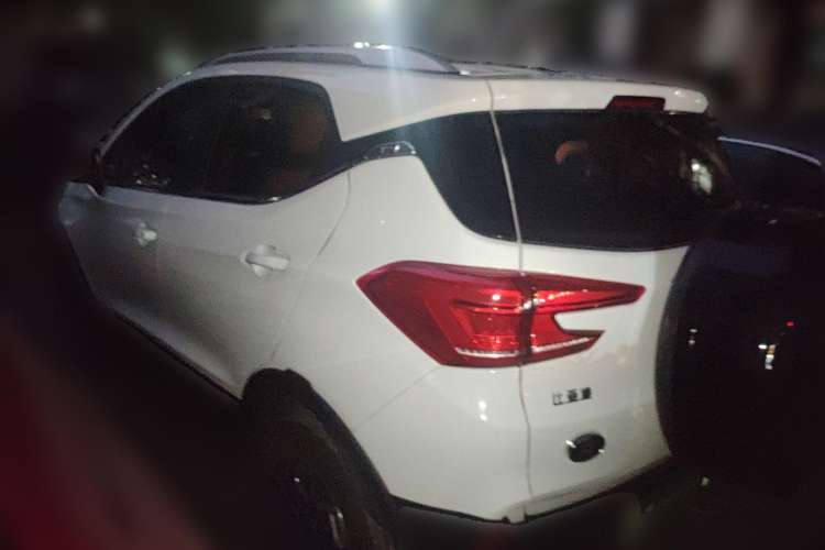 Used BYD Yuan Pro 2021 401 km Luxury Version Rear Left 45 Deg