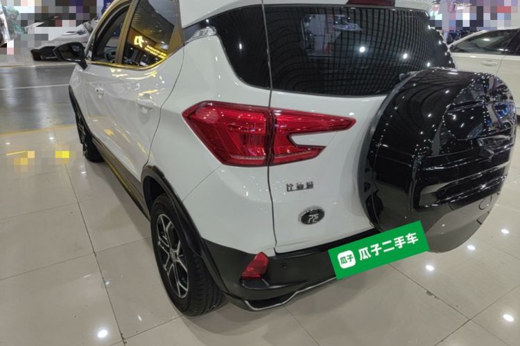 Used BYD Yuan Pro 2021 401 km Luxury Version Rear Left 45 Deg