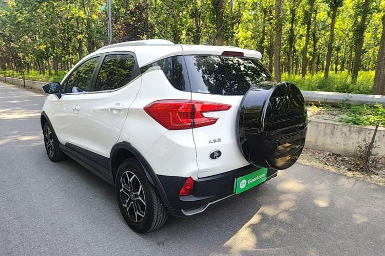 Used BYD Yuan Pro 2021 401 km Luxury Version Rear Left 45 Deg