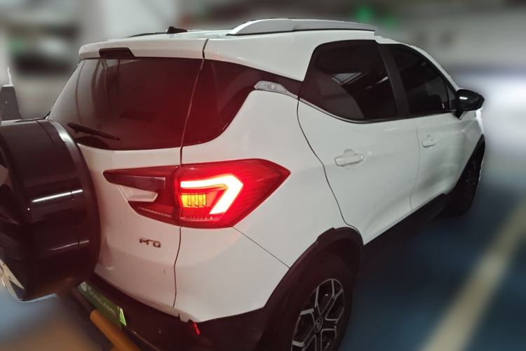 Used BYD Yuan Pro 2021 401 km Deluxe Version Rear Right 45 Deg