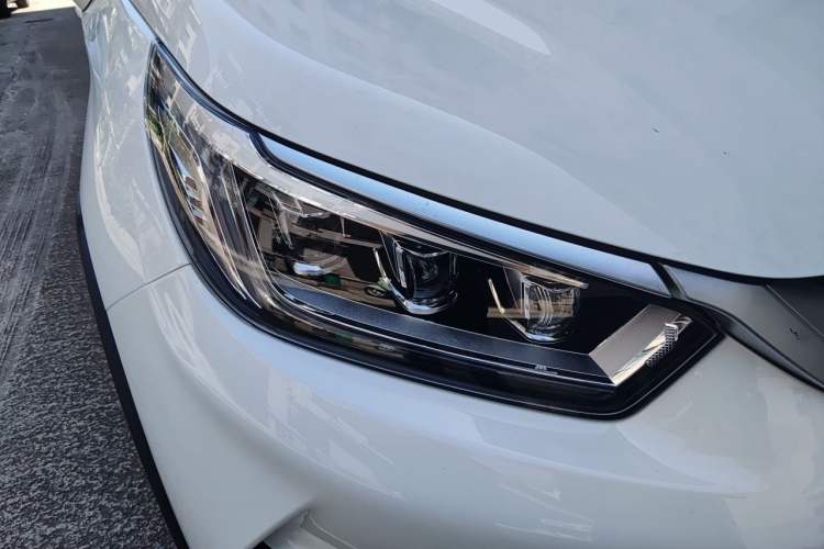 Used BYD Yuan Pro 2021 401 km Luxury Version Right Front Headlight