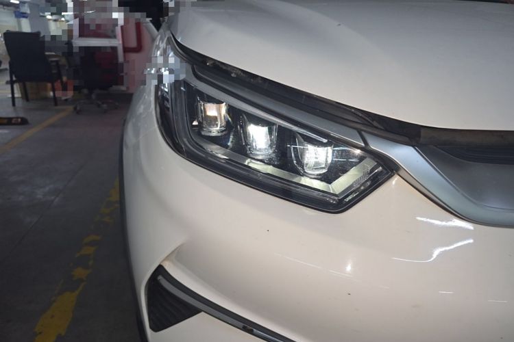 Used BYD Yuan Pro 2021 "Love for a Lifetime" Edition Right Front Headlight