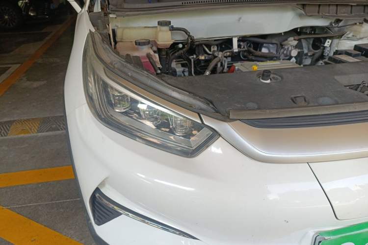 Used BYD Yuan Pro 2021 401 km Luxury Version Right Front Headlight
