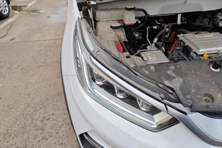 Used BYD Yuan Pro 2021 401 km Luxury Version Right Front Headlight