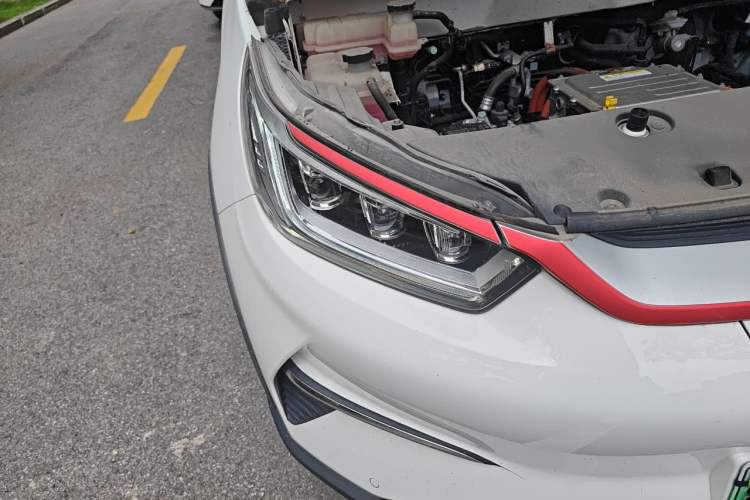 Used BYD Yuan Pro 2021 401 km Deluxe Version Right Front Headlight