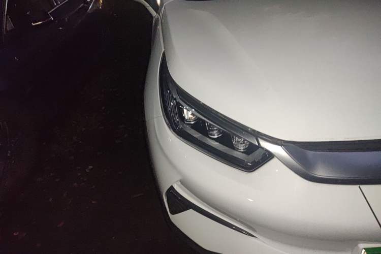 Used BYD Yuan Pro 2021 401 km Luxury Version Right Front Headlight