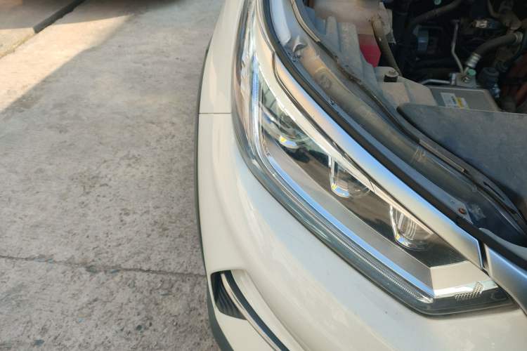 Used BYD Yuan Pro 2021 401 km Luxury Version Right Front Headlight