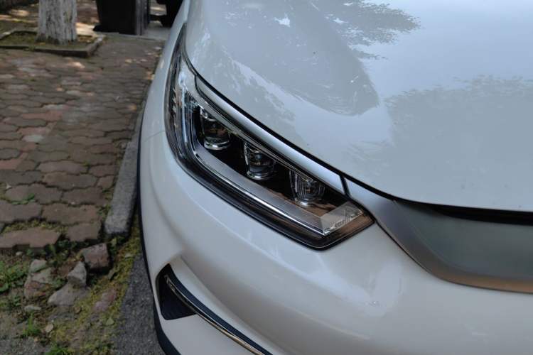 Used BYD Yuan Pro 2021 401 km Luxury Version Right Front Headlight