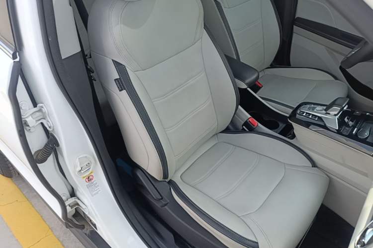Used BYD Yuan Pro 2021 401 km Deluxe Version Right Front Seat