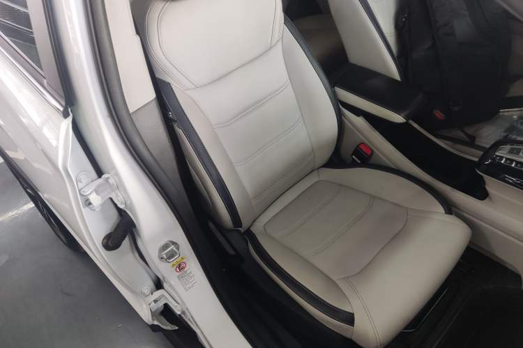 Used BYD Yuan Pro 2021 401 km Deluxe Version Right Front Seat