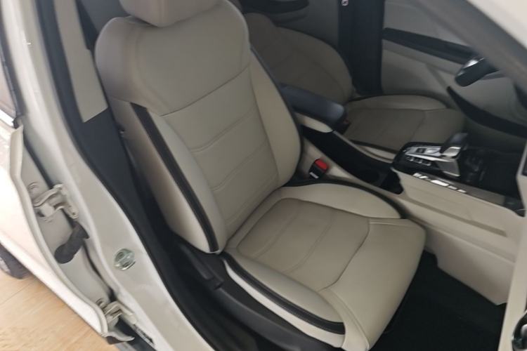 Used BYD Yuan Pro 2021 401 km Luxury Version Right Front Seat