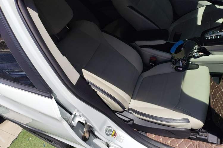 Used BYD Yuan Pro 2021 401 km Deluxe Version Right Front Seat
