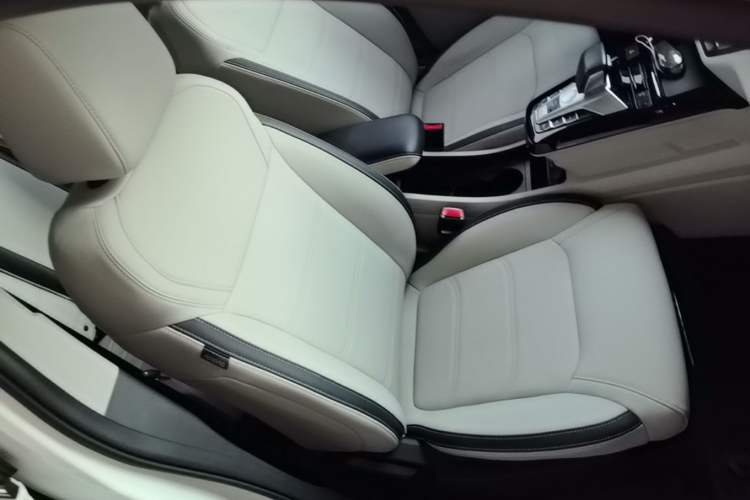 Used BYD Yuan Pro 2021 401 km Deluxe Version Right Front Seat