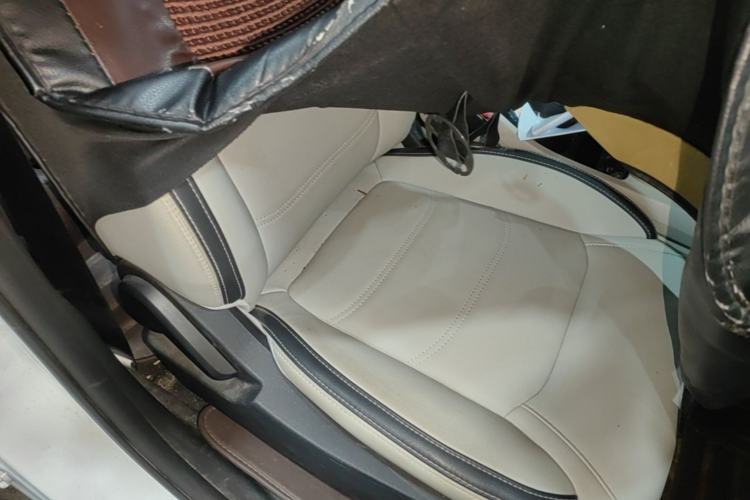 Used BYD Yuan Pro 2021 401 km Luxury Version Right Front Seat