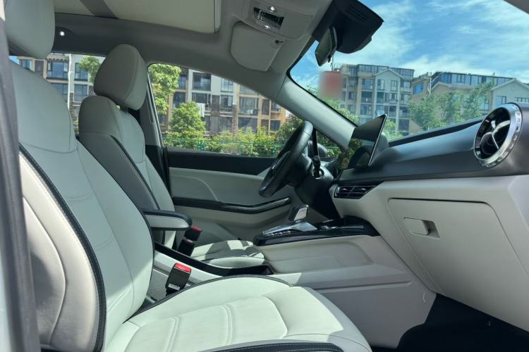 Used BYD Yuan Pro 2021 401 km Deluxe Version Right Front Seat
